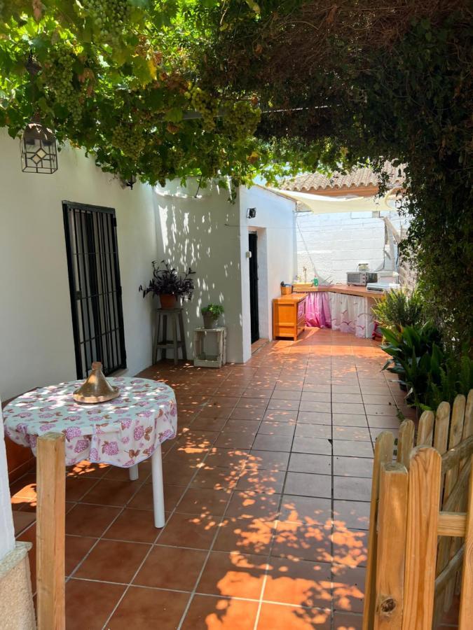 Suite Alhucema Chiclana de la Frontera Eksteriør billede